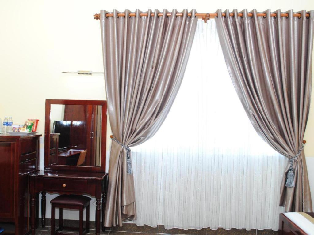 Tran Vinh Hotel Bac Lieu Exterior photo