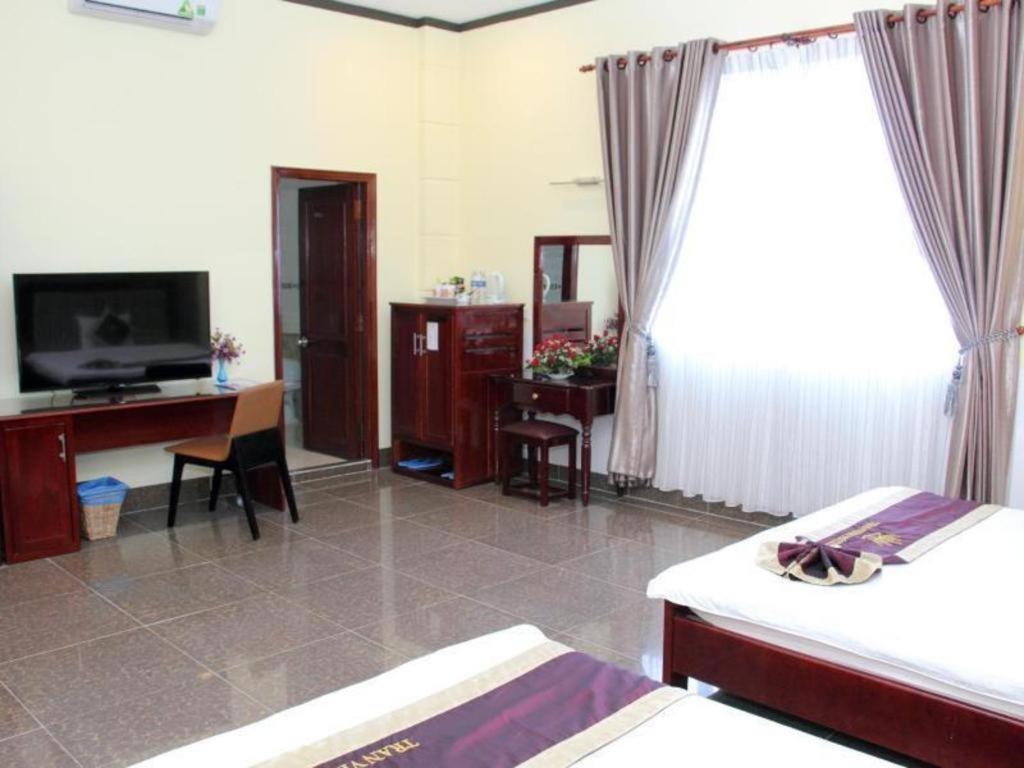 Tran Vinh Hotel Bac Lieu Exterior photo